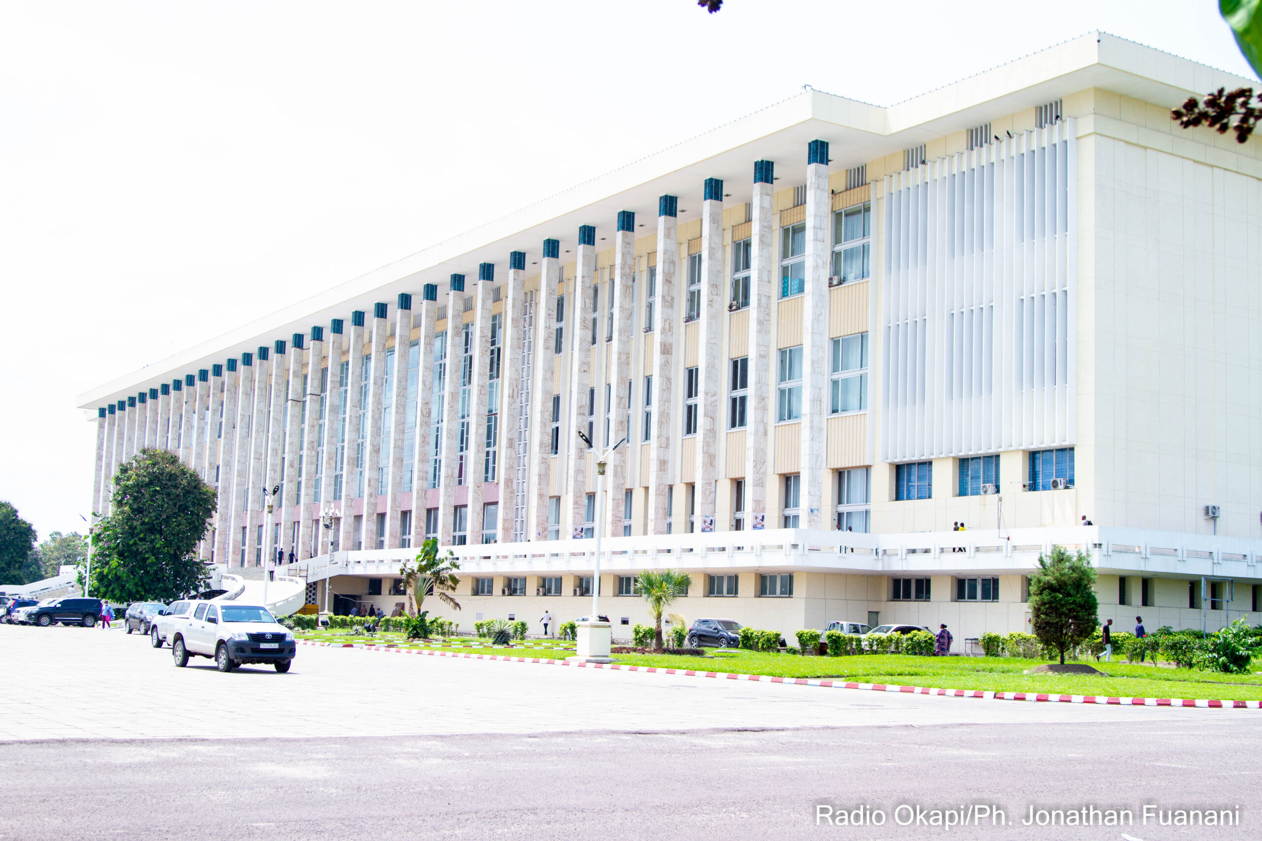 Le Palais du peuple de Kinshasa, siège du Parlement