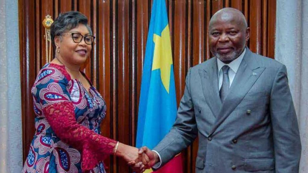 La PM Judith Suminwa et le président de l'AN Vital Kamerhe, lors du dépôt du Projet de Budget 2025