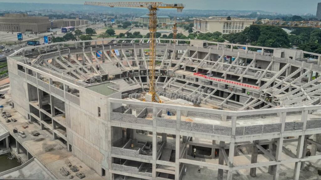 Dossiers Arena, Forages et Lampadaires : Quand des lanceurs d’alerte se confondent dans le faux