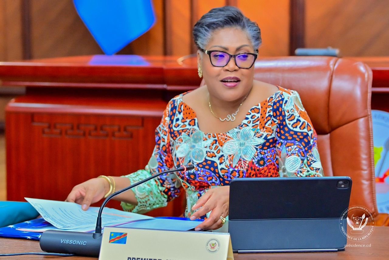 Le Conseil des ministres expéditif de Judith Suminwa révèle un malaise profond au sommet de l’État
