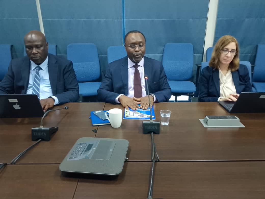 Albert Zeufack, au centre, le Directeur des Opérations de la BM en RDC