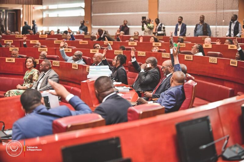 Aux honorables députés nationaux et sénateurs en RDC : Nécessité d&rsquo;une loi sur les crimes et fautes de gouvernance