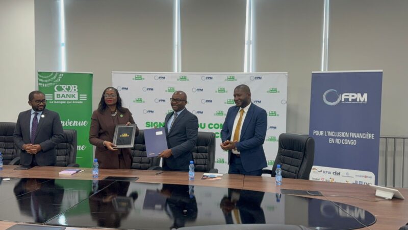 FPM ASBL – CRDB Bank DR Congo : signature d’un accord d’assistance technique pour renforcer le financement des PME en RDC