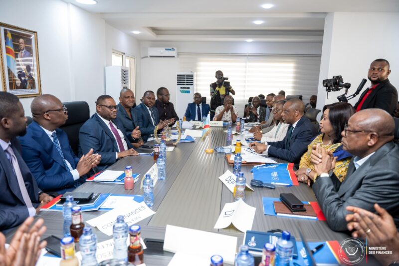 Déconcentration de l&rsquo;ordonnancement : Doudou Fwamba installe la DGTCP dans ses nouveaux locaux