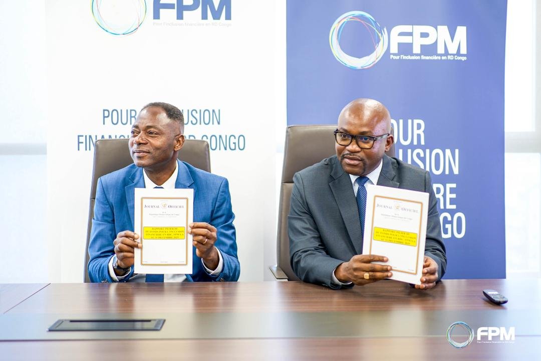 Le DG du FPM SA Patrick NKONGO, à droite, et le DGA Séraphin MUKUTA