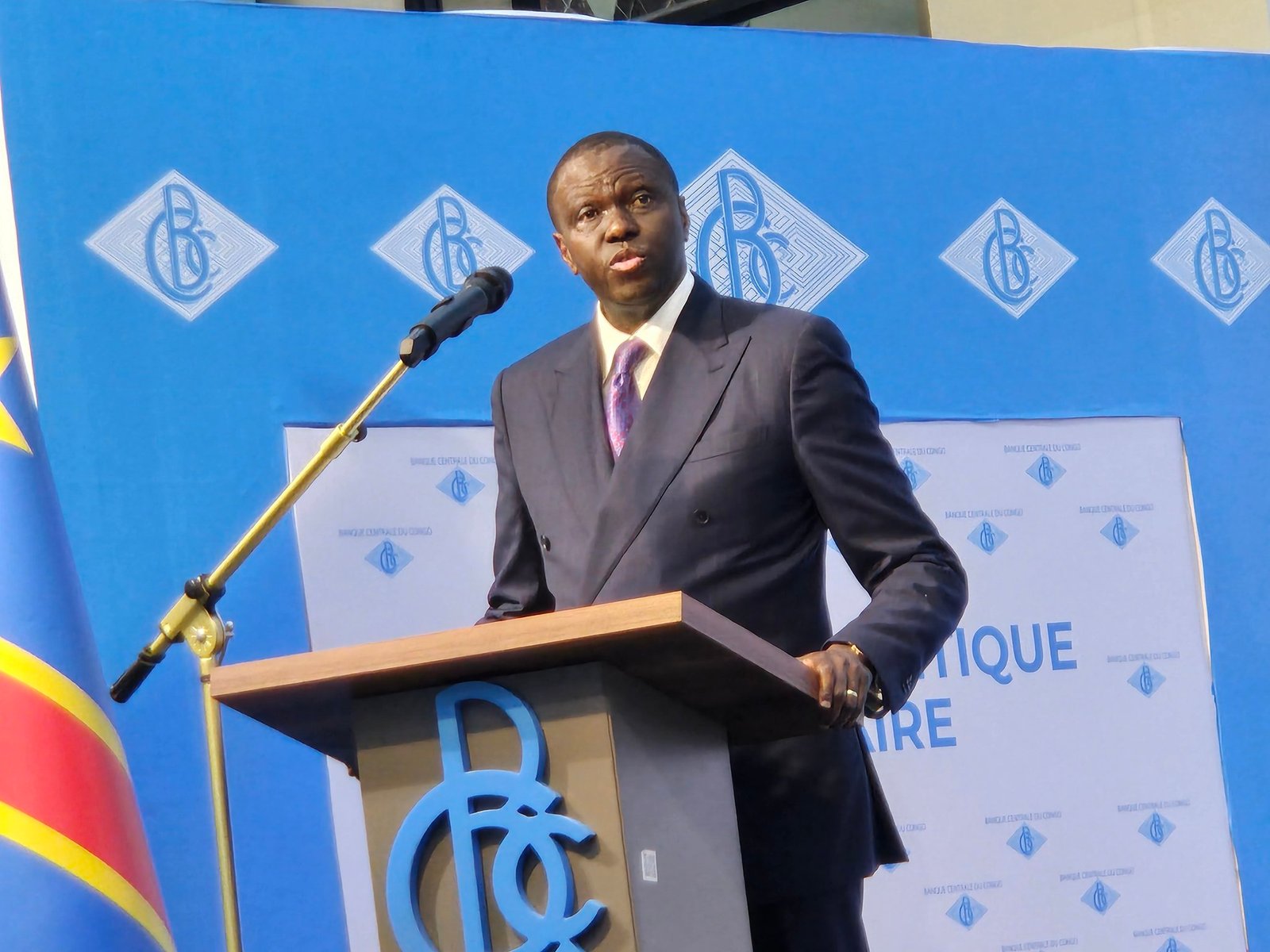 Ajustement de taux directeur de la BCC ou une politique de contrôle sans utilité économique en RDC