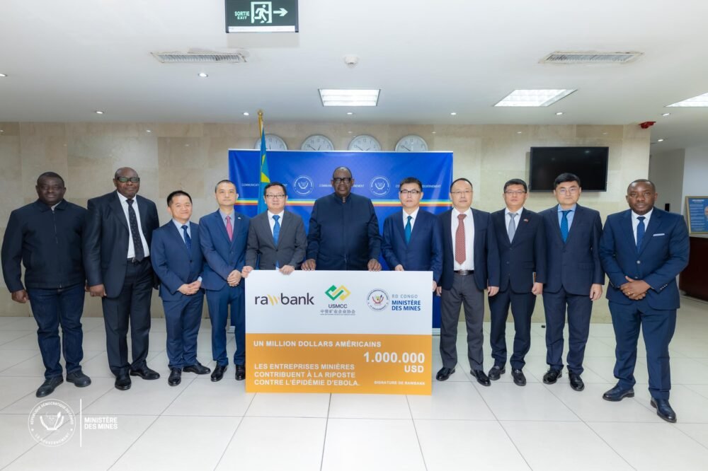 Riposte contre Ebola en RDC : Louis Watum mobilise 1 million USD des sociétés minières à capitaux chinois