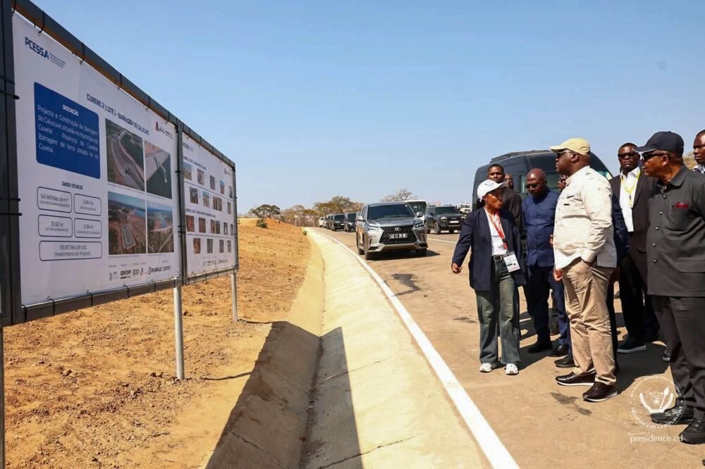 Félix Tshisekedi assiste à l&rsquo;inauguration des barrages de Ndúe et de Calucuve en Angola 