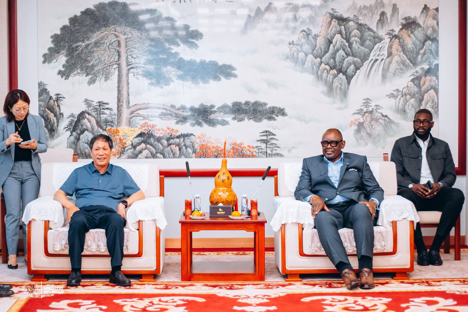 RDC-CHINE : Louis Watum et les dirigeants de JCHX Mining explorent les nouvelles opportunités d&rsquo;affaires 