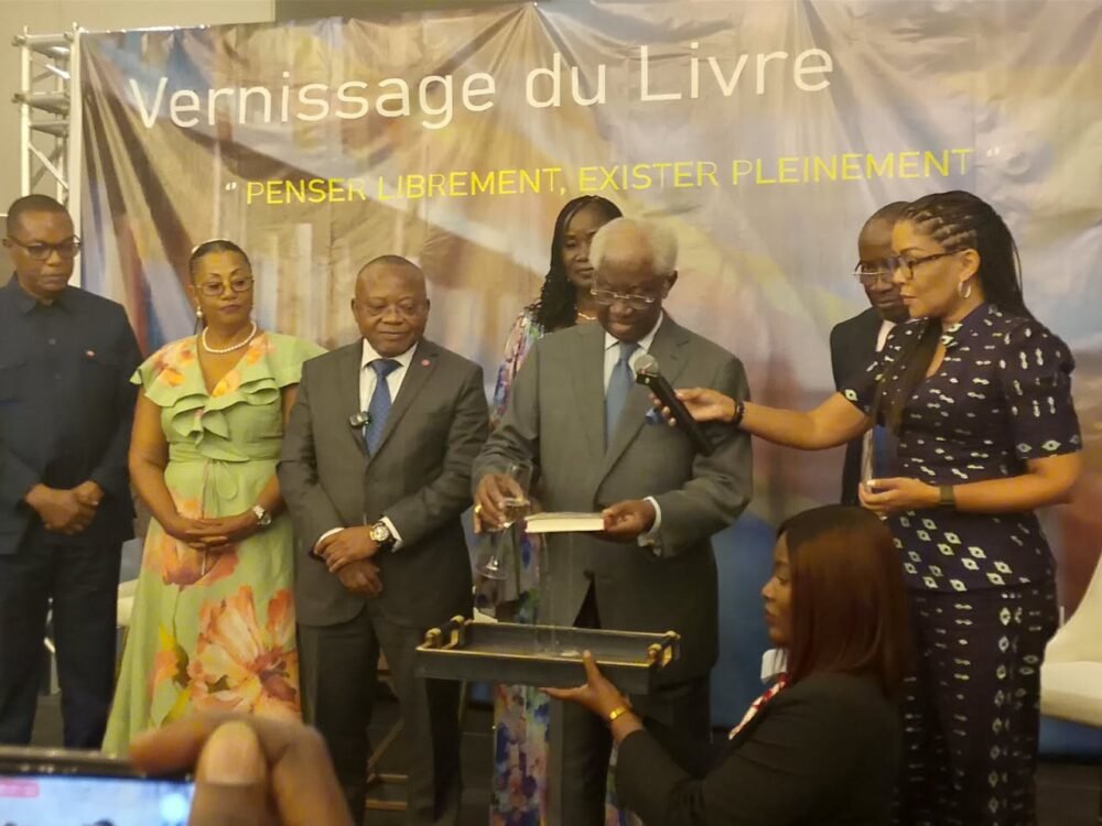 Kinshasa : vernissage de l&rsquo;ouvrage « PENSER LIBREMENT, EXISTER PLEINEMENT » du professeur Faustin Luanga