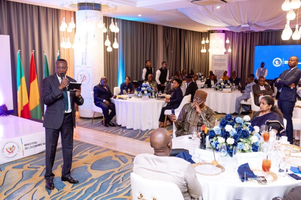 Petit commerce et commerce de détail : le VPM Daniel Mukoko enclenche la sensibilisation des grossistes et des représentations diplomatiques pour capitaliser la mise en œuvre de la réforme