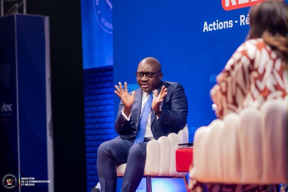 L&rsquo;An 1 de Suminwa 2 : Guy Loando a œuvré pour un dialogue constructif entre le Gouvernement et le Parlement 